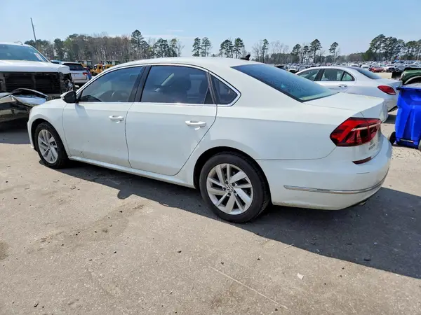 1VWBA7A39JC043109 2018 VOLKSWAGEN PASSAT - Image 2