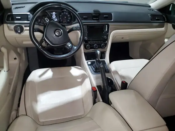 1VWBA7A39JC046141 2018 VOLKSWAGEN PASSAT - Image 8