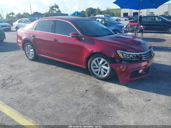 1VWBA7A39JC052487 2018 VOLKSWAGEN PASSAT - Image 1