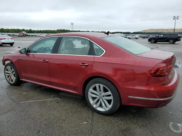 1VWBA7A3XJC000768 2018 VOLKSWAGEN PASSAT - Image 2