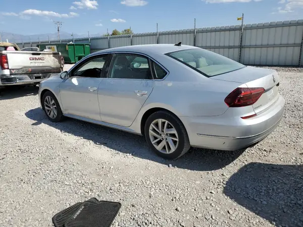 1VWBA7A3XJC004352 2018 VOLKSWAGEN PASSAT - Image 2