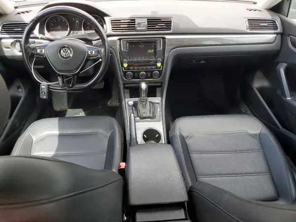 1VWBA7A3XJC006053 2018 VOLKSWAGEN PASSAT - Image 8