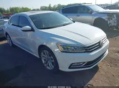 1VWBA7A3XJC011835 2018 VOLKSWAGEN PASSAT