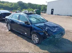 1VWBA7A3XJC012595 2018 VOLKSWAGEN PASSAT