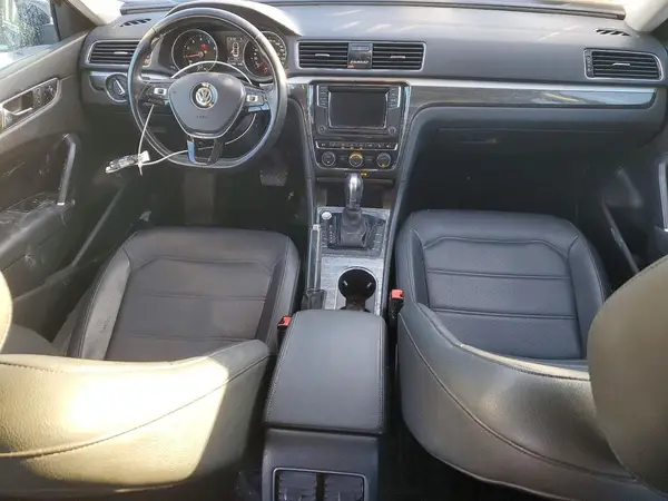 1VWBA7A3XJC020972 2018 VOLKSWAGEN PASSAT - Image 8