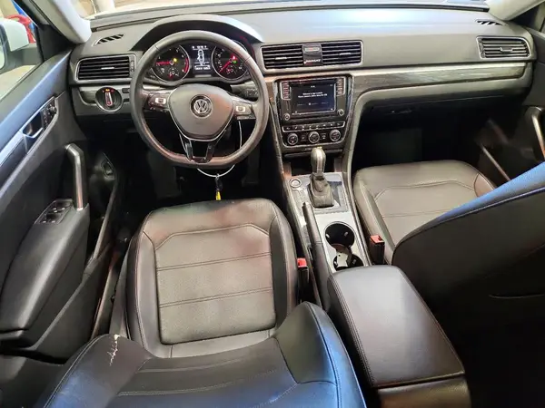 1VWBA7A3XJC021989 2018 VOLKSWAGEN PASSAT - Image 8