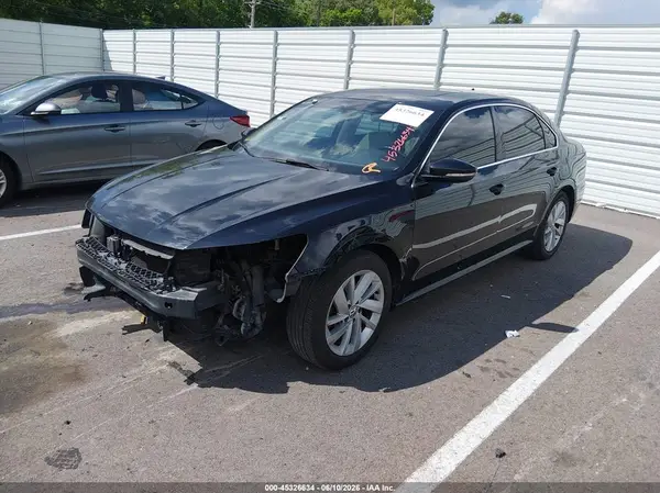 1VWBA7A3XJC024309 2018 VOLKSWAGEN PASSAT - Image 2