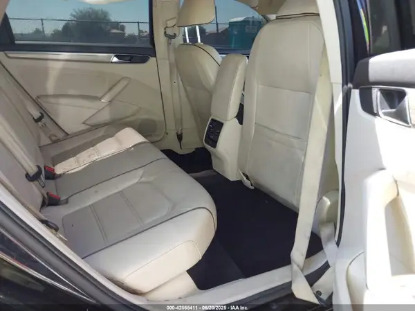 1VWBA7A3XJC026948 2018 VOLKSWAGEN PASSAT - Image 8