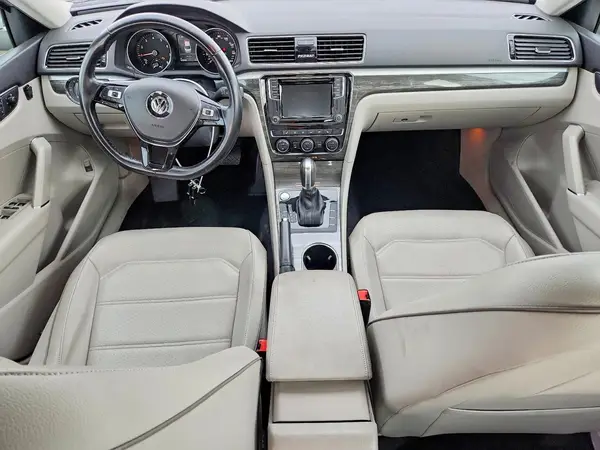 1VWBA7A3XJC030370 2018 VOLKSWAGEN PASSAT - Image 8