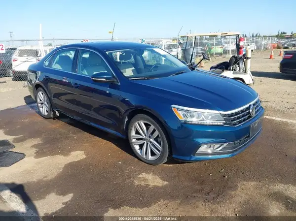 1VWBA7A3XJC038887 2018 VOLKSWAGEN PASSAT - Image 1
