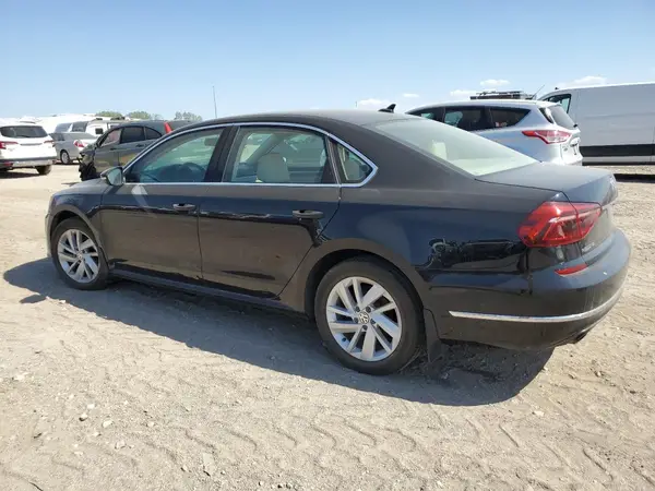 1VWBA7A3XJC043488 2018 VOLKSWAGEN PASSAT - Image 2