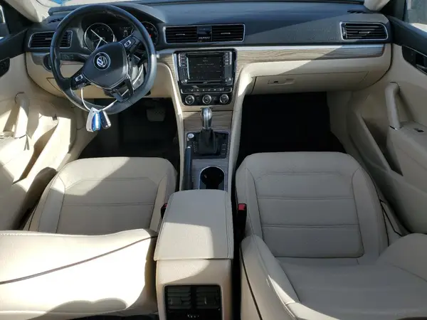 1VWBA7A3XJC043488 2018 VOLKSWAGEN PASSAT - Image 8