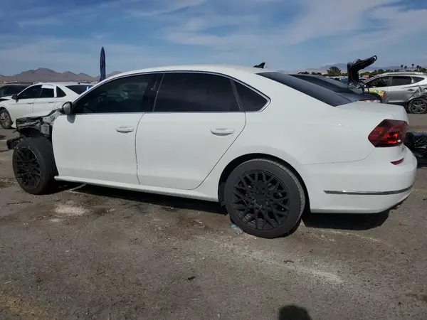 1VWBA7A3XJC049288 2018 VOLKSWAGEN PASSAT - Image 2