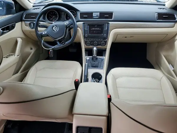 1VWBA7A3XJC051039 2018 VOLKSWAGEN PASSAT - Image 8