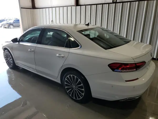 1VWBA7A3XNC010058 2022 VOLKSWAGEN PASSAT - Image 2