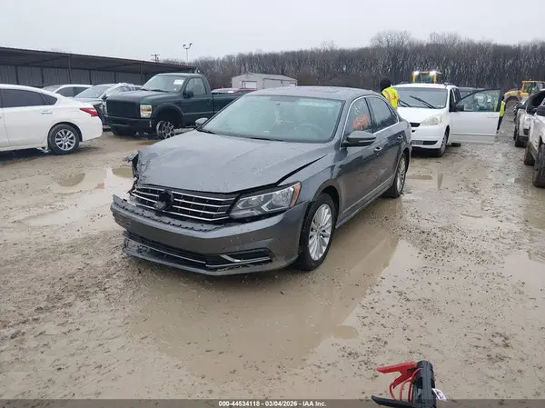 1VWBS7A30GC012076 2016 VOLKSWAGEN PASSAT - Image 2