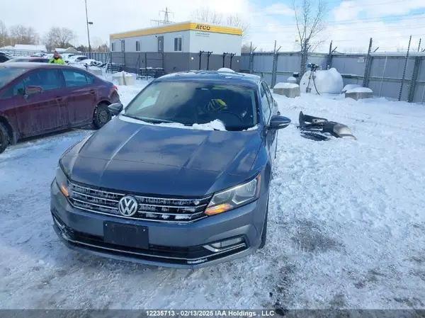 1VWBS7A30GC030884 2016 VOLKSWAGEN PASSAT - Image 2