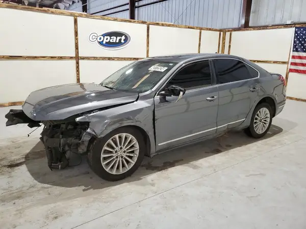 1VWBS7A30GC040847 2016 VOLKSWAGEN PASSAT - Image 1