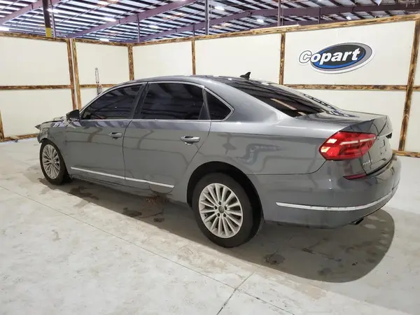 1VWBS7A30GC040847 2016 VOLKSWAGEN PASSAT - Image 2