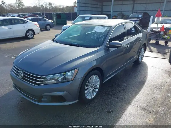1VWBS7A30GC042887 2016 VOLKSWAGEN PASSAT - Image 2