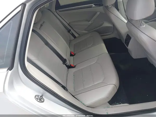 1VWBS7A30GC042937 2016 VOLKSWAGEN PASSAT - Image 8