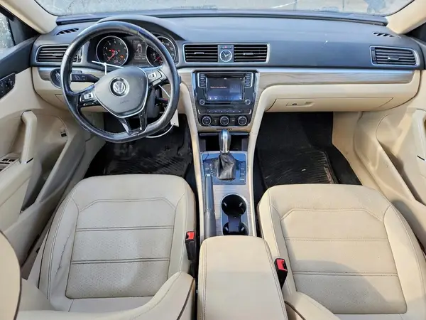 1VWBS7A30GC046065 2016 VOLKSWAGEN PASSAT - Image 8