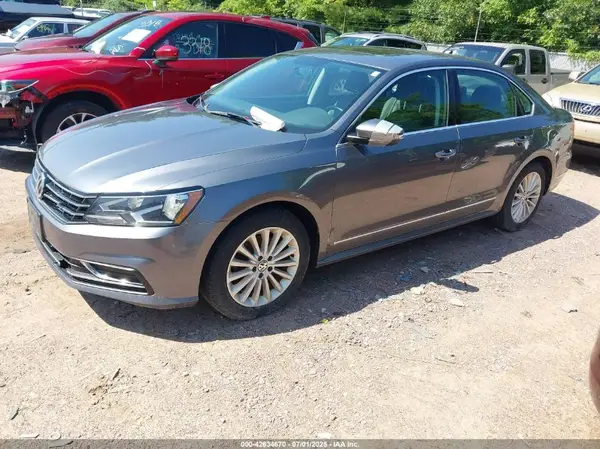 1VWBS7A30GC055235 2016 VOLKSWAGEN PASSAT - Image 2