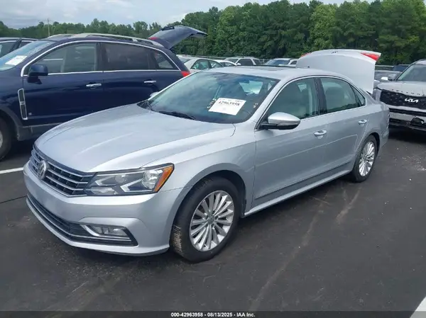 1VWBS7A30GC061780 2016 VOLKSWAGEN PASSAT - Image 2