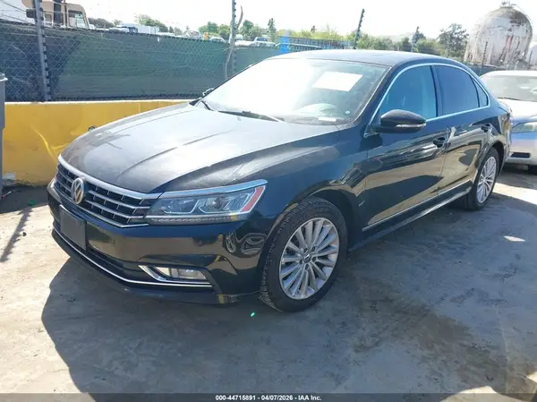 1VWBS7A30GC063139 2016 VOLKSWAGEN PASSAT - Image 2