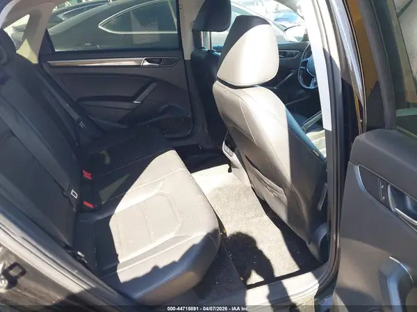 1VWBS7A30GC063139 2016 VOLKSWAGEN PASSAT - Image 8