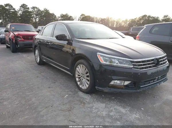 1VWBS7A30GC063822 2016 VOLKSWAGEN PASSAT - Image 1