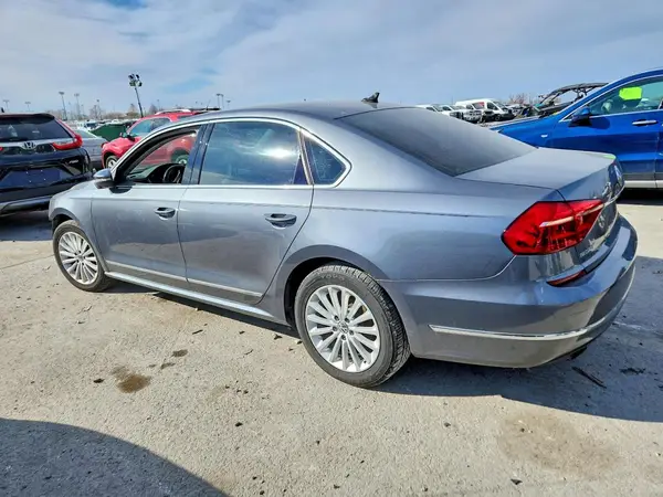 1VWBS7A30GC065621 2016 VOLKSWAGEN PASSAT - Image 2