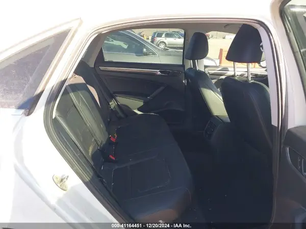 1VWBS7A31GC021787 2016 VOLKSWAGEN PASSAT - Image 8