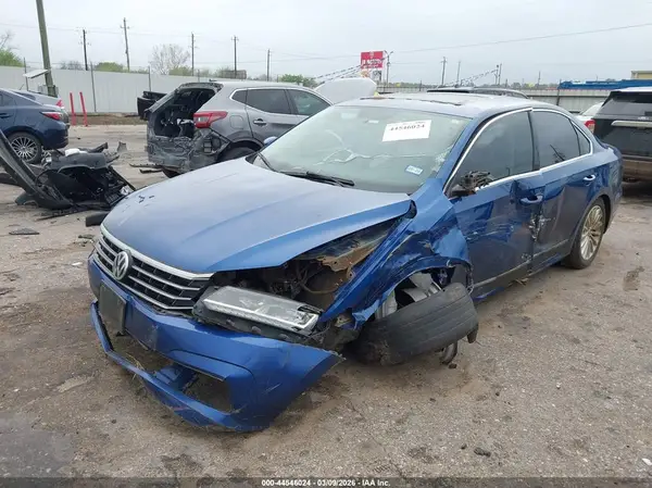1VWBS7A31GC023345 2016 VOLKSWAGEN PASSAT - Image 2