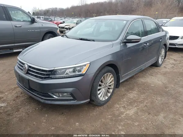 1VWBS7A31GC038539 2016 VOLKSWAGEN PASSAT - Image 2