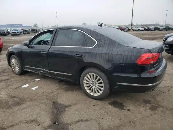 1VWBS7A31GC048455 2016 VOLKSWAGEN PASSAT - Image 2