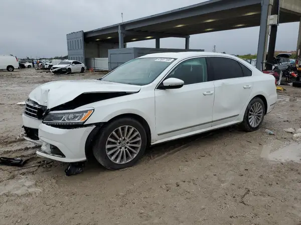 1VWBS7A31GC052389 2016 VOLKSWAGEN PASSAT - Image 1