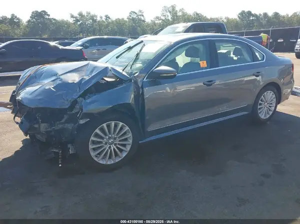 1VWBS7A31GC059729 2016 VOLKSWAGEN PASSAT - Image 2