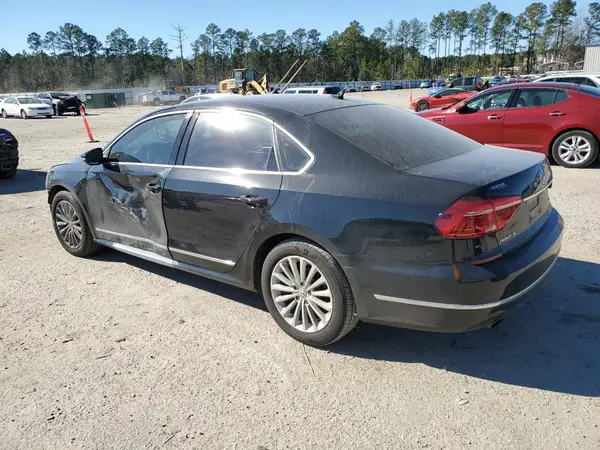 1VWBS7A31GC061576 2016 VOLKSWAGEN PASSAT - Image 2