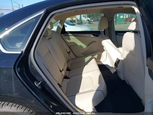 1VWBS7A31GC061786 2016 VOLKSWAGEN PASSAT - Image 8