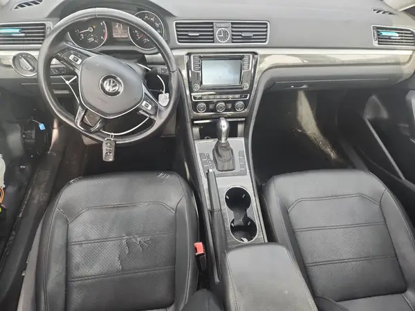 1VWBS7A31GC063019 2016 VOLKSWAGEN PASSAT - Image 8