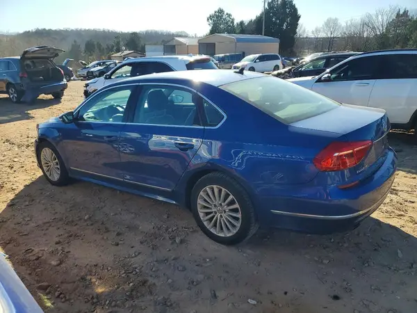 1VWBS7A32GC016971 2016 VOLKSWAGEN PASSAT - Image 2