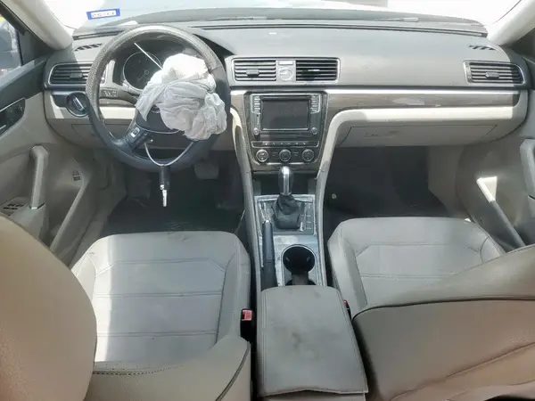 1VWBS7A32GC020275 2016 VOLKSWAGEN PASSAT - Image 8