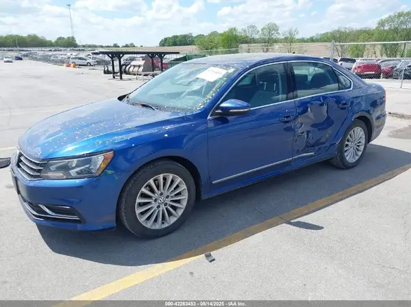 1VWBS7A32GC024701 2016 VOLKSWAGEN PASSAT - Image 2