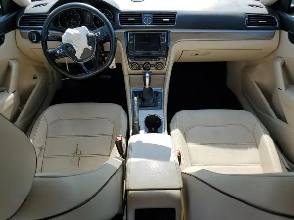 1VWBS7A32GC036363 2016 VOLKSWAGEN PASSAT - Image 8