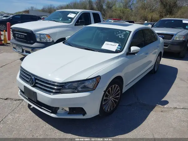 1VWBS7A32GC049288 2016 VOLKSWAGEN PASSAT - Image 2