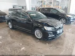 1VWBS7A32GC059027 2016 VOLKSWAGEN PASSAT