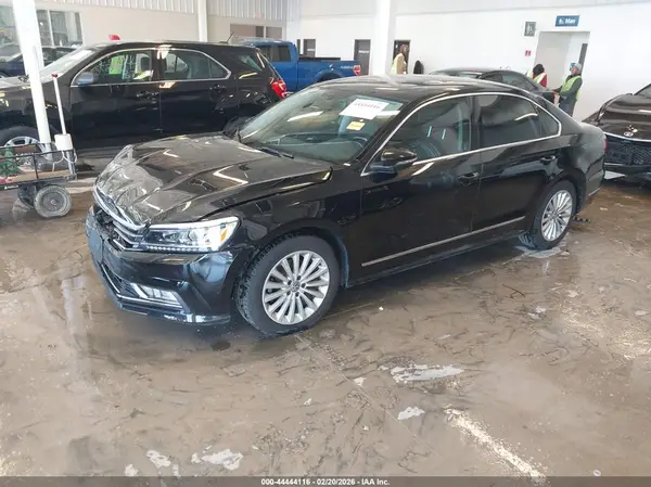 1VWBS7A32GC059027 2016 VOLKSWAGEN PASSAT - Image 2
