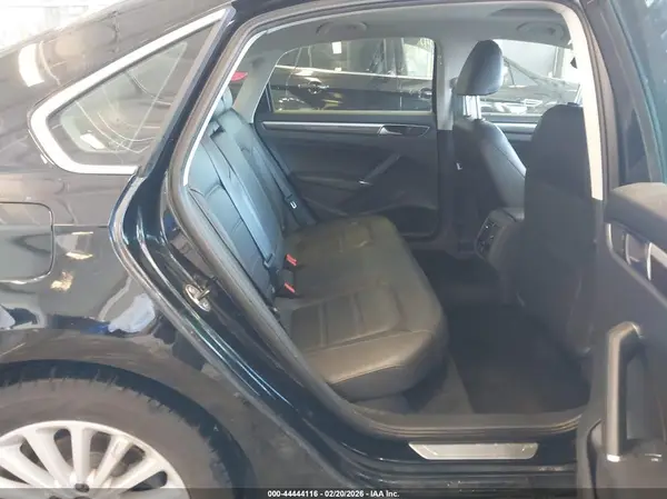 1VWBS7A32GC059027 2016 VOLKSWAGEN PASSAT - Image 8
