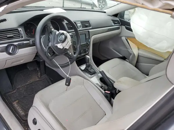 1VWBS7A33GC010578 2016 VOLKSWAGEN PASSAT - Image 8